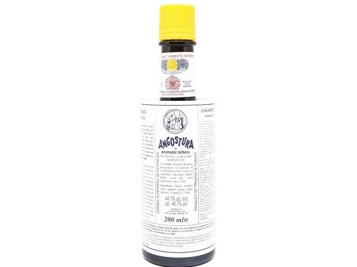 botella de angostura bitters