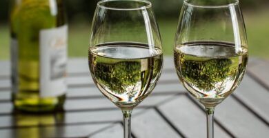 copa de vino blanco