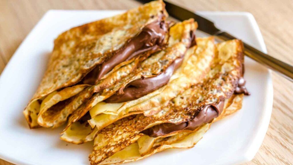 crepes caseros deliciosos en proceso