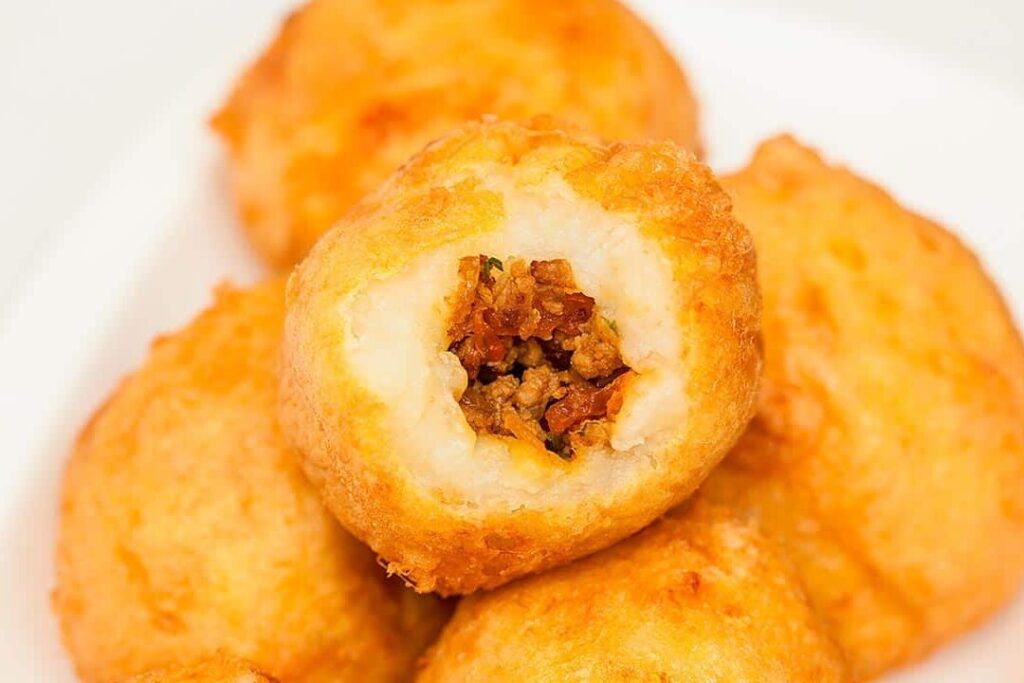 deliciosas patatas rellenas tradicionales