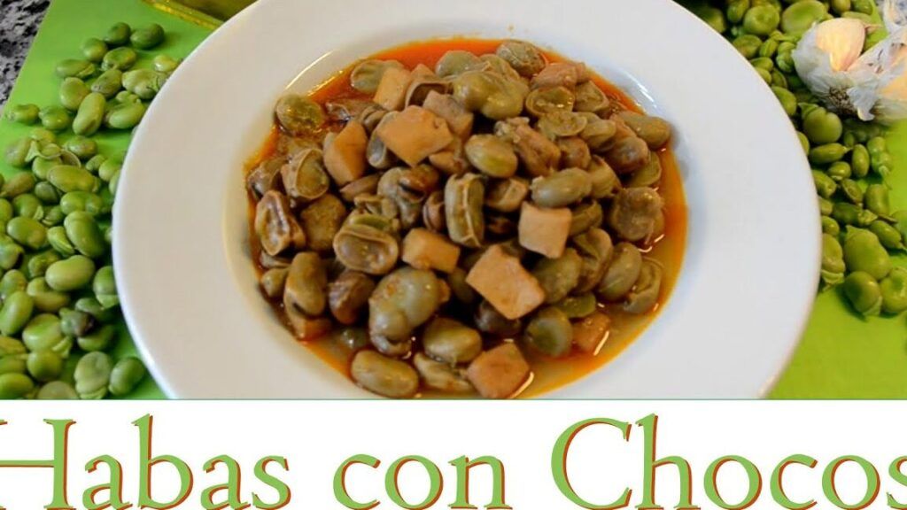 habas con chocos en un plato