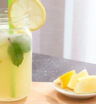 limonada de limones frescos