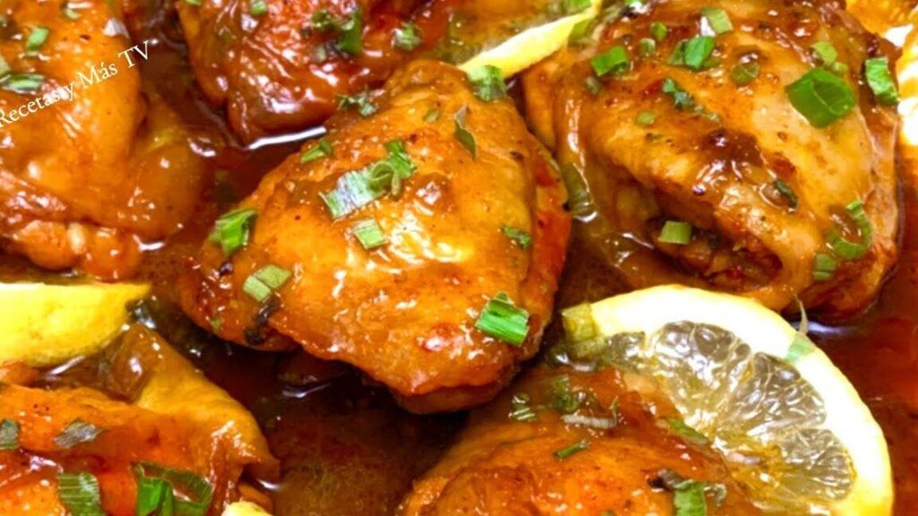 muslos de pollo marinados y dorados