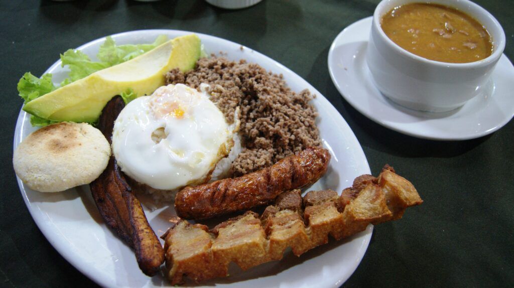 plato de comida tradicional