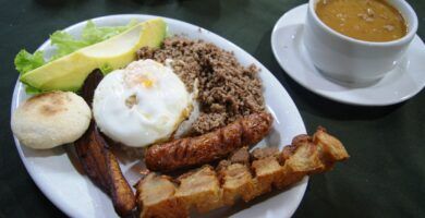 plato de comida tradicional