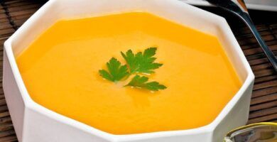 plato de crema de calabaza