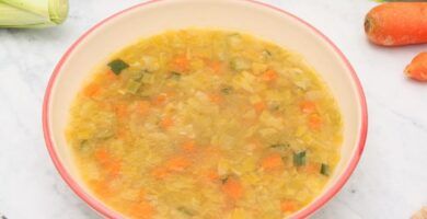 sopa de verduras casera