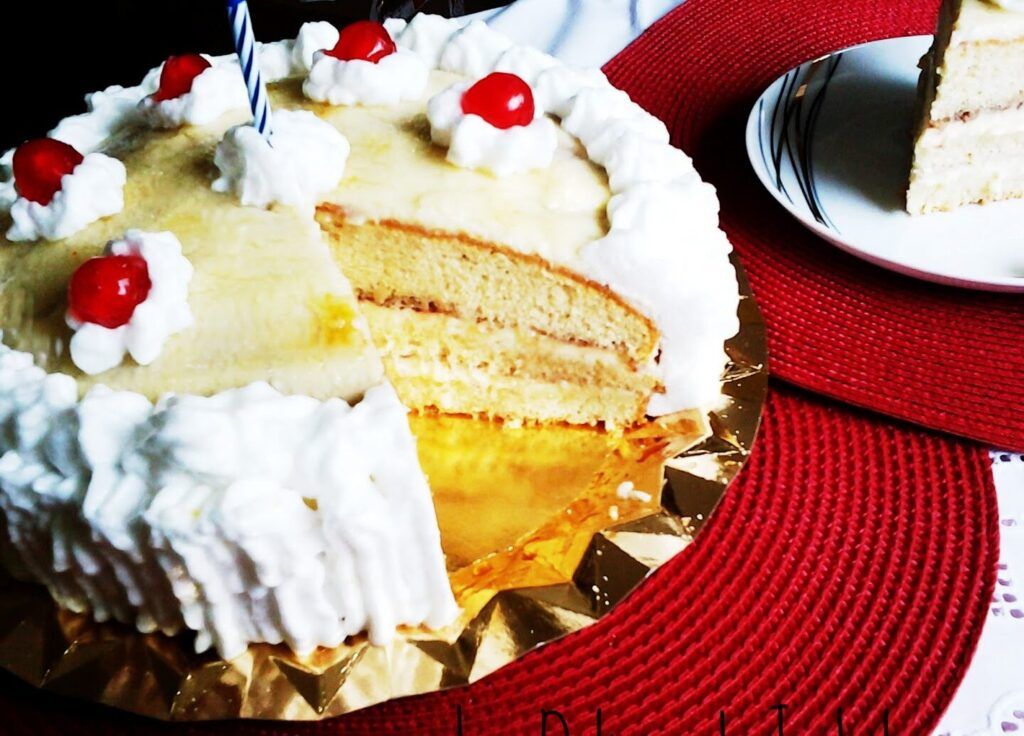 tarta de bizcocho y crema