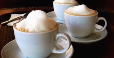 taza de cafe con espuma