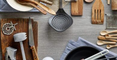 utensilios de cocina variados